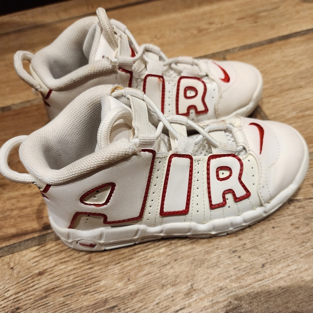 10C Nike Air More Sneaker
